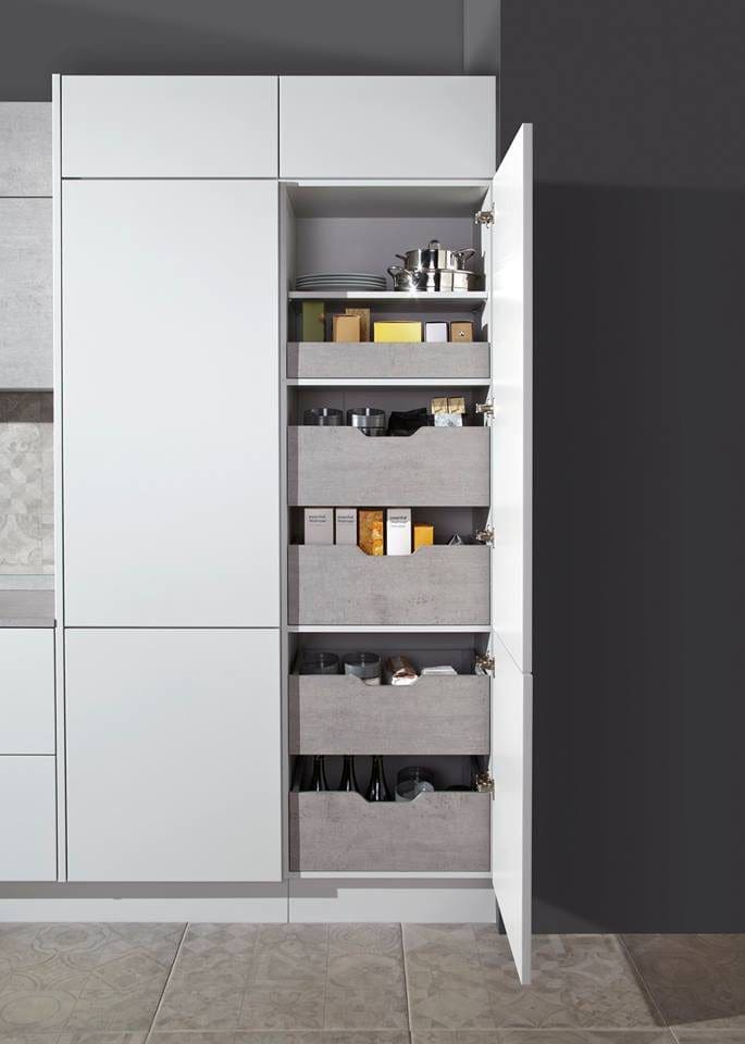 Kaelo in brushed gold finish