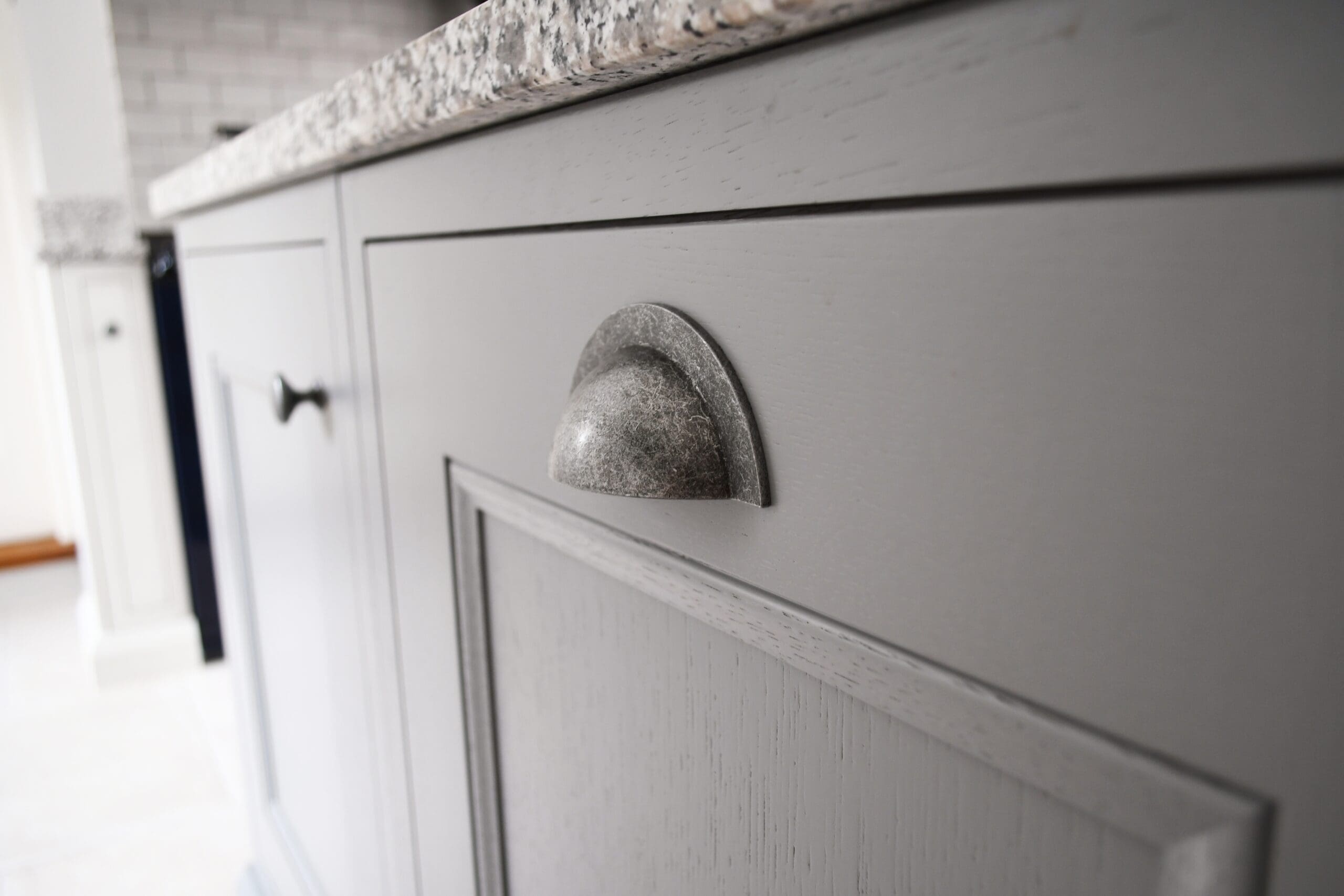 Kaelo in brushed gold finish