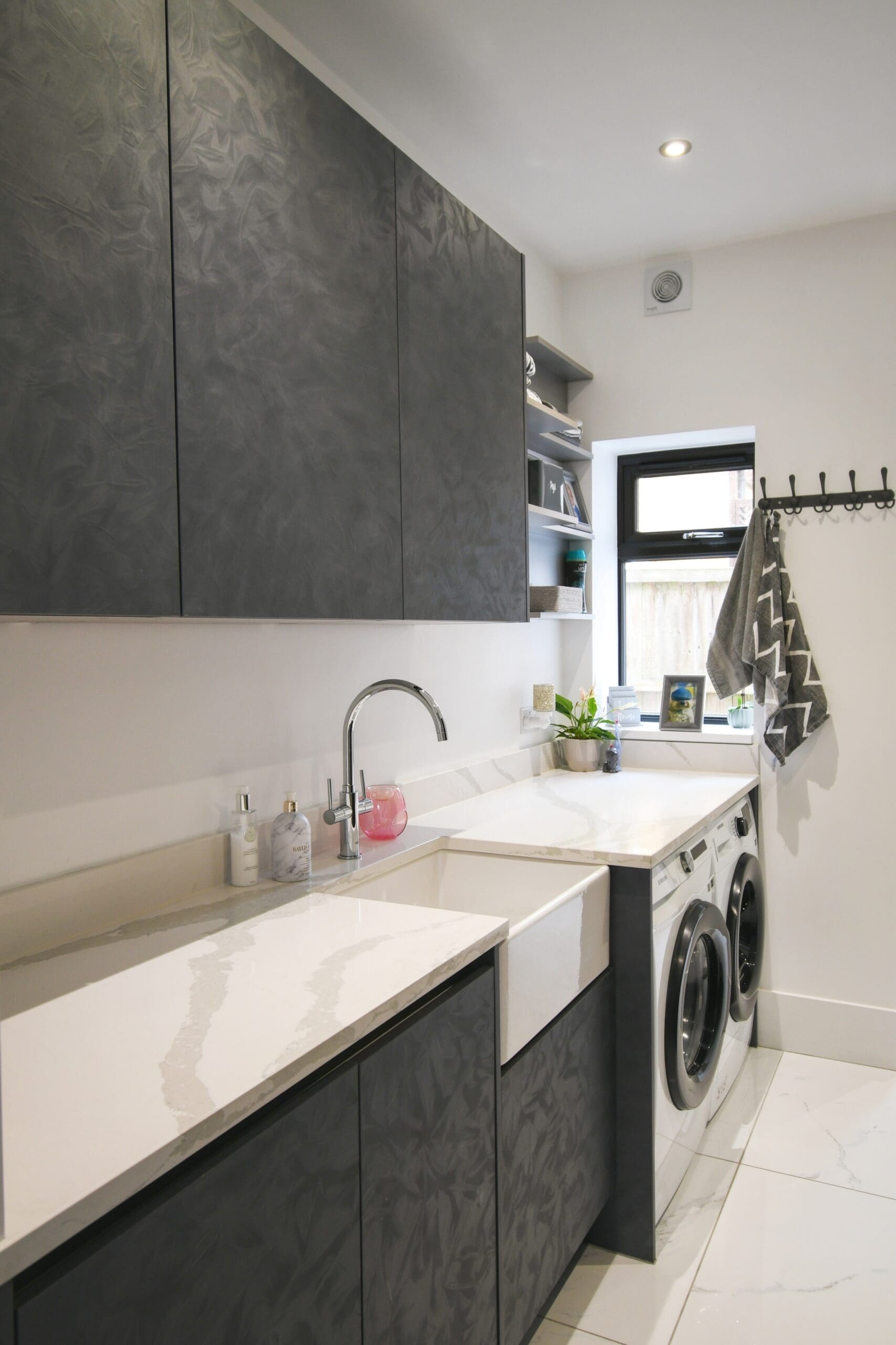 Kaelo in brushed gold finish