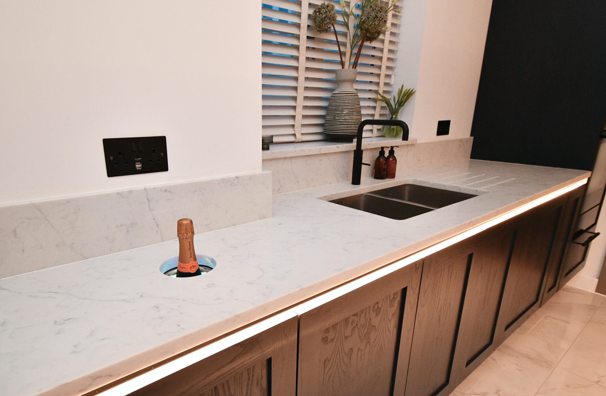 Kaelo Wine Cooler and Quartz Worktop