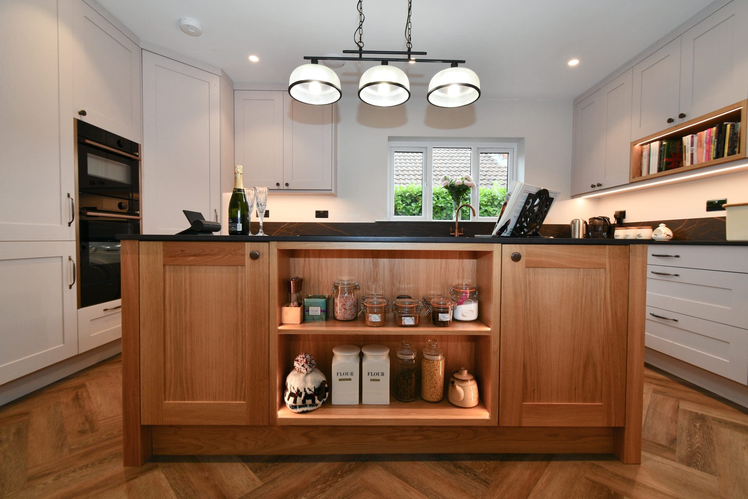 Peignoir and oak shaker kitchen